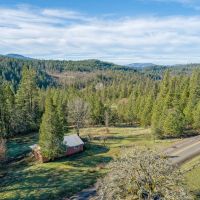 2526 Cobleigh Rd Eagle Point OR