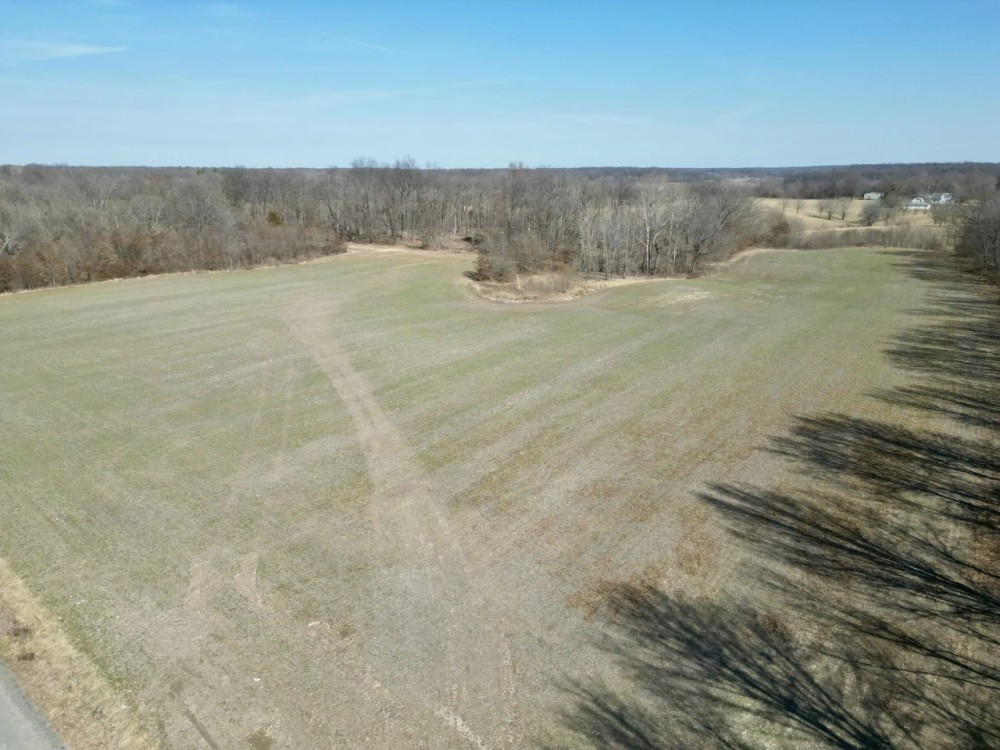 20 acres in Marion County IL featured image