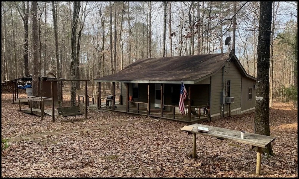 3 Acres with 3 Cabins in Choctaw County in Ackerman MS featured image