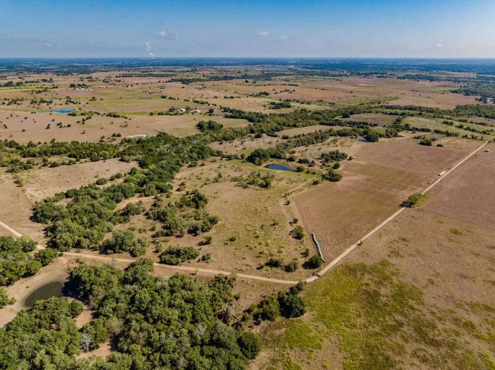 11441 Mazoch Rd. in Weimar featured image