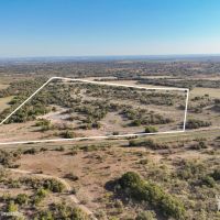 77 - Acres Comanche County