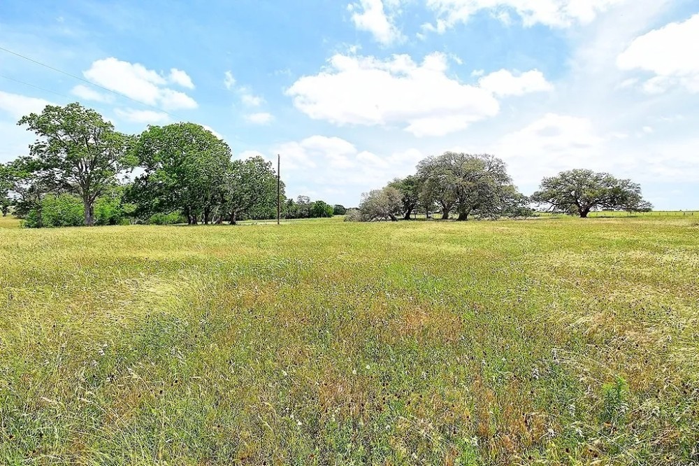 99.208 acres FM 532 Weimar TX 78962 featured image
