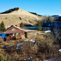 Cozy Creekside Cabin images 4