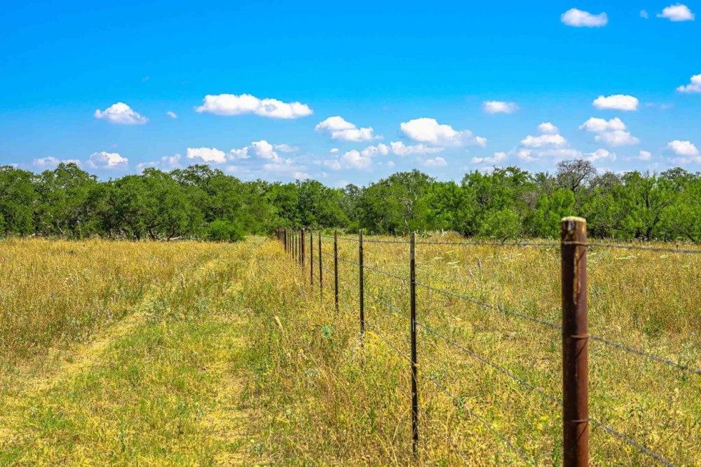 Medina County 3 Bar D Ranch North W of Yancey featured image