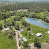 1250 Acre Timberland Lodge on the Tickfaw River South MS