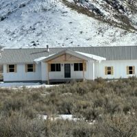 Mackay ID 13.75 Acres With a New Home