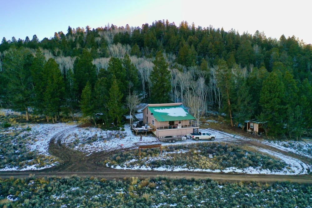 Off-Grid Beaver Creek Sanctuary featured image