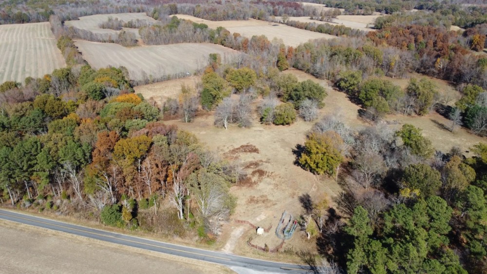 152 acres M L Weakley County TN featured image