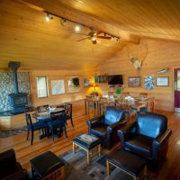 Kodiak Lodge lt br gt at Larsen Bay images 3
