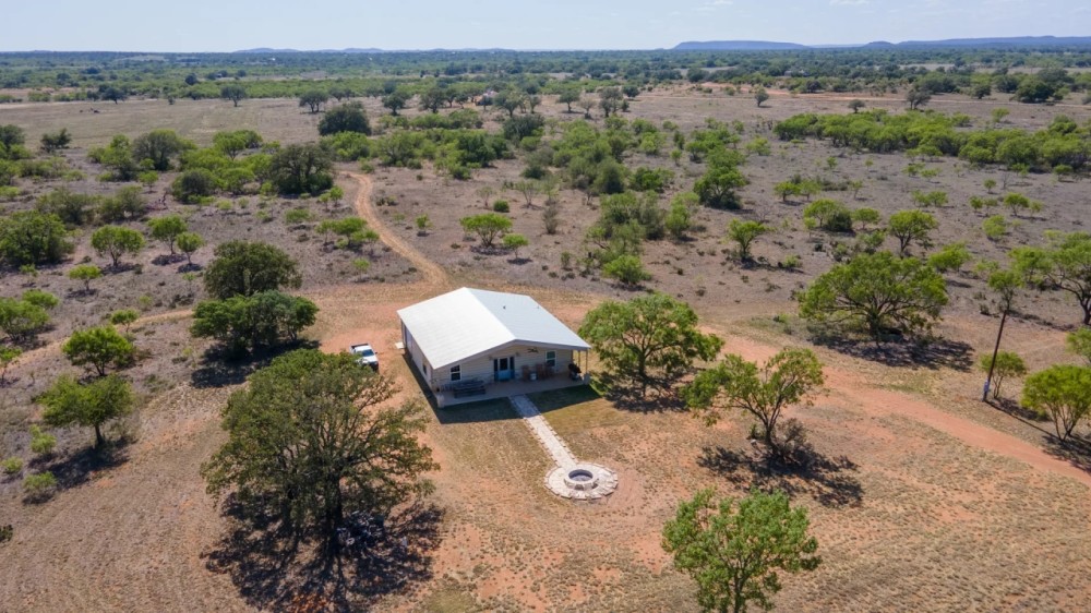180 Ac. Llano Texas featured image