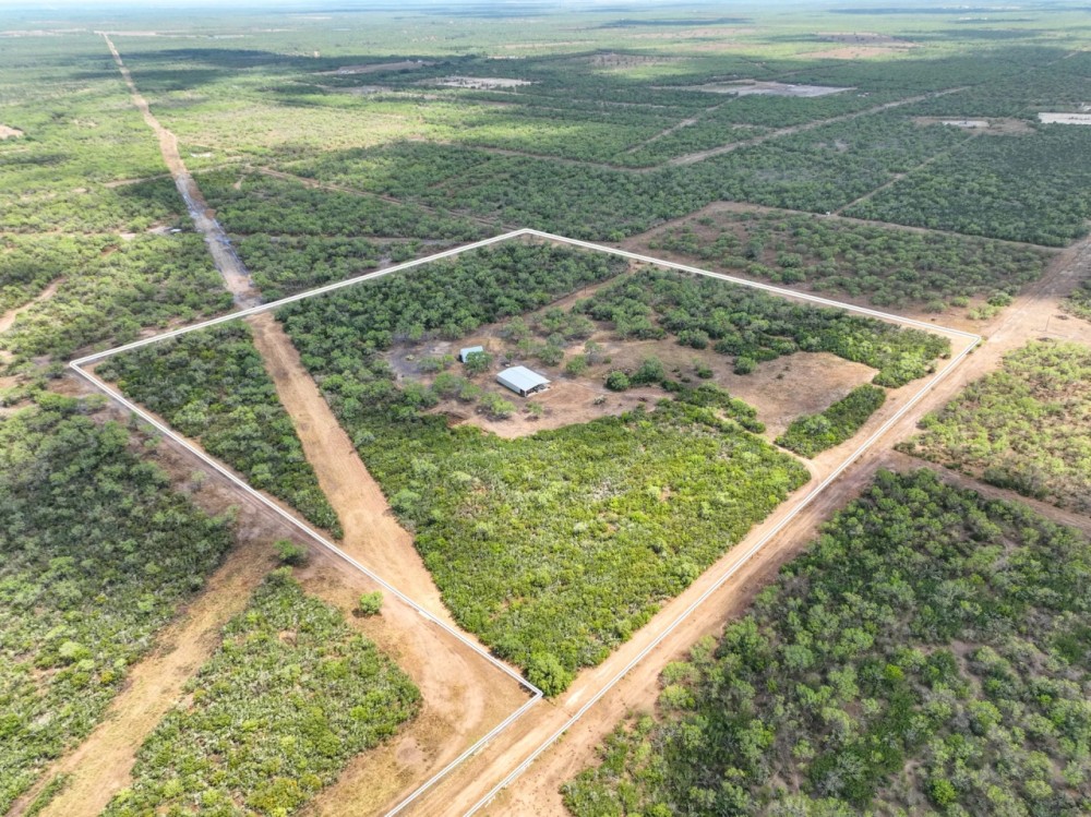 Jourdanton 32 acres featured image