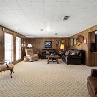 517 Jahn Lane in Schulenburg images 3