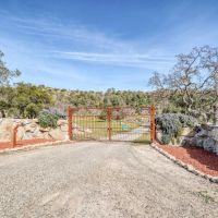 Love Ranch images 3