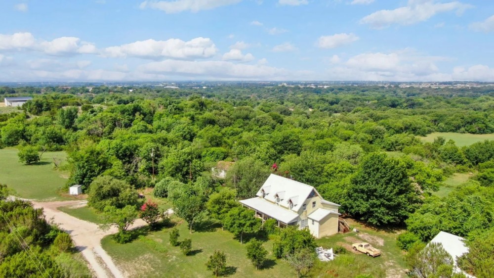 300 WOOD HOLLOW Drive Weatherford Texas 76087 featured image