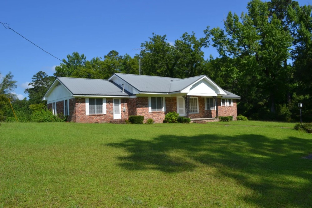 Beautiful Land and Home Available in Georgiana Alabama featured image