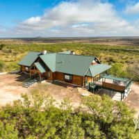 368 - Acres and Home