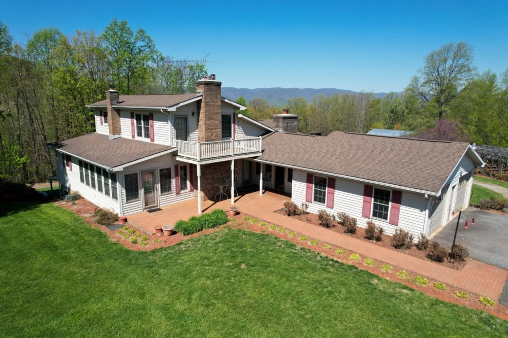 FARM HOUSE - 15.94 ACRES LOCATED IN PATRICK COUNTY VA featured image