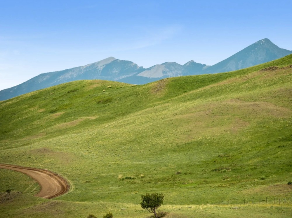 Bozeman Pass Ranch Tract 4 featured image