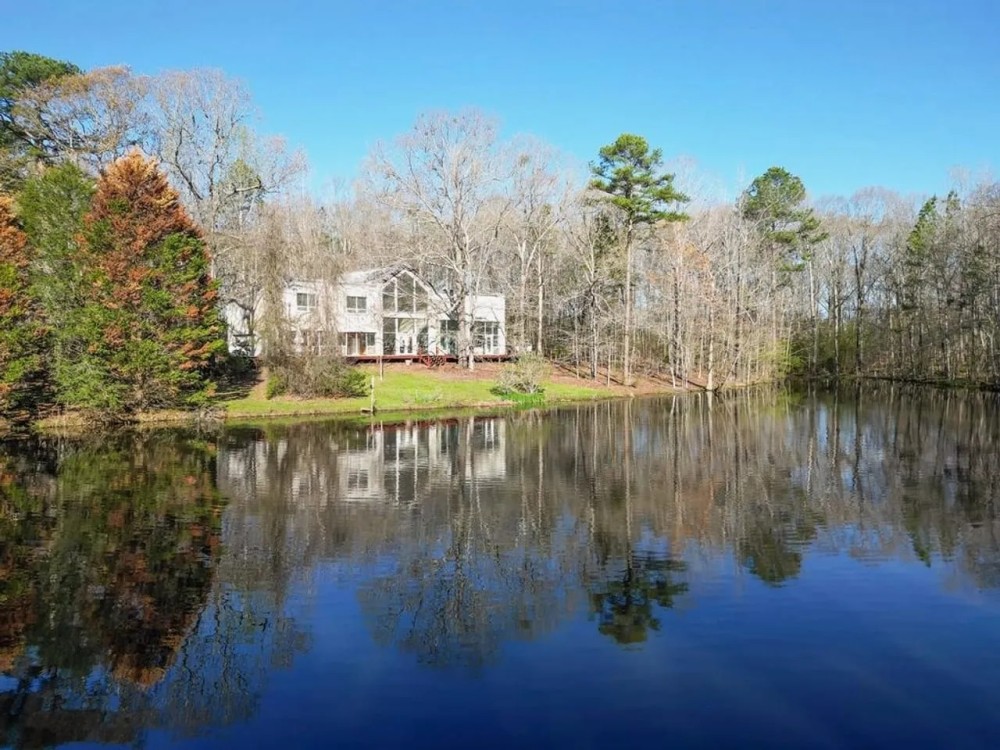 Country Home and Land for Sale in Hinds County MS featured image