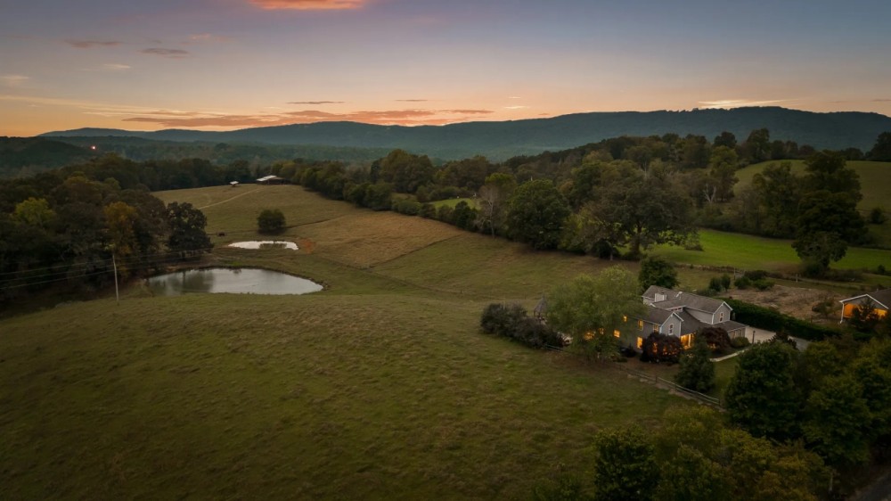 Convenient Country Estate featured image