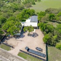 10.9 acres Ag Exempt 3 BD 3 BA 6 Car Garage in Florence TX images 4