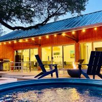 30 ac Income Property w 5 STRs in Dripping Springs TX images 4