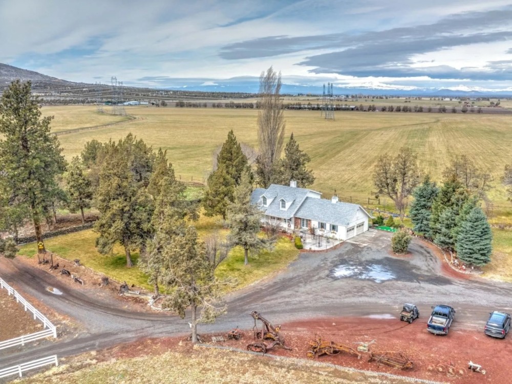 Lazy JW Ranch featured image