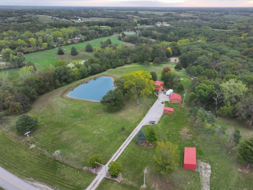 Wapello County Iowa 18 Acres With Home For Sale featured image