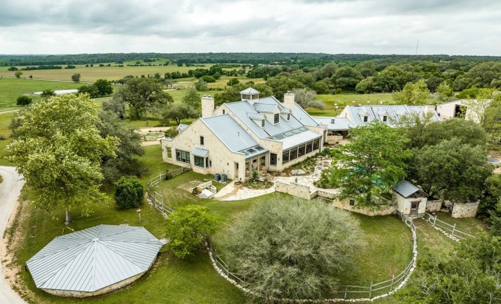 Burrow Guadalupe River Ranch featured image