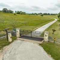 Burrow Guadalupe River Ranch images 3