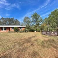 Home with Acreage For Sale in Sandy Hook MS images 3