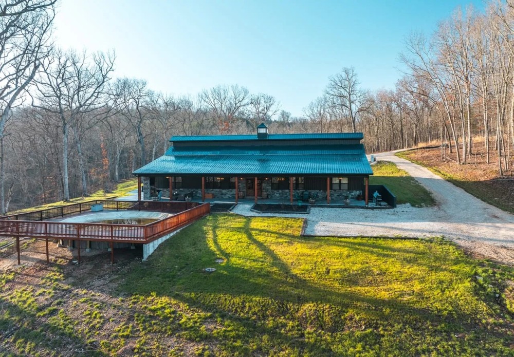 Lodge at the Gasconade River featured image