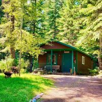 Whitepine Creek Off-Grid Escape