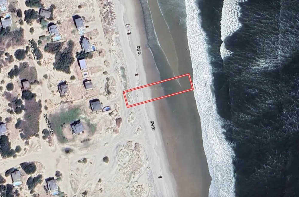 0.64 acres of Recreational and Investment Land for Sale in Currituck County NC featured image