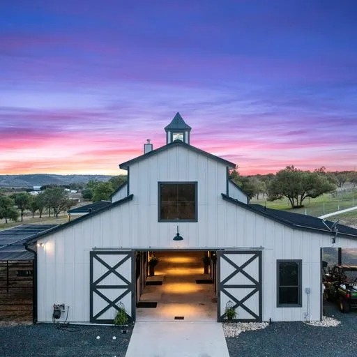 Deer Valley Farm POND 30 - ACRES HOME GUEST HOME AND MORE featured image