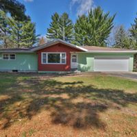 Country Home for Sale in Wisconsin Dells Wisconsin images 2