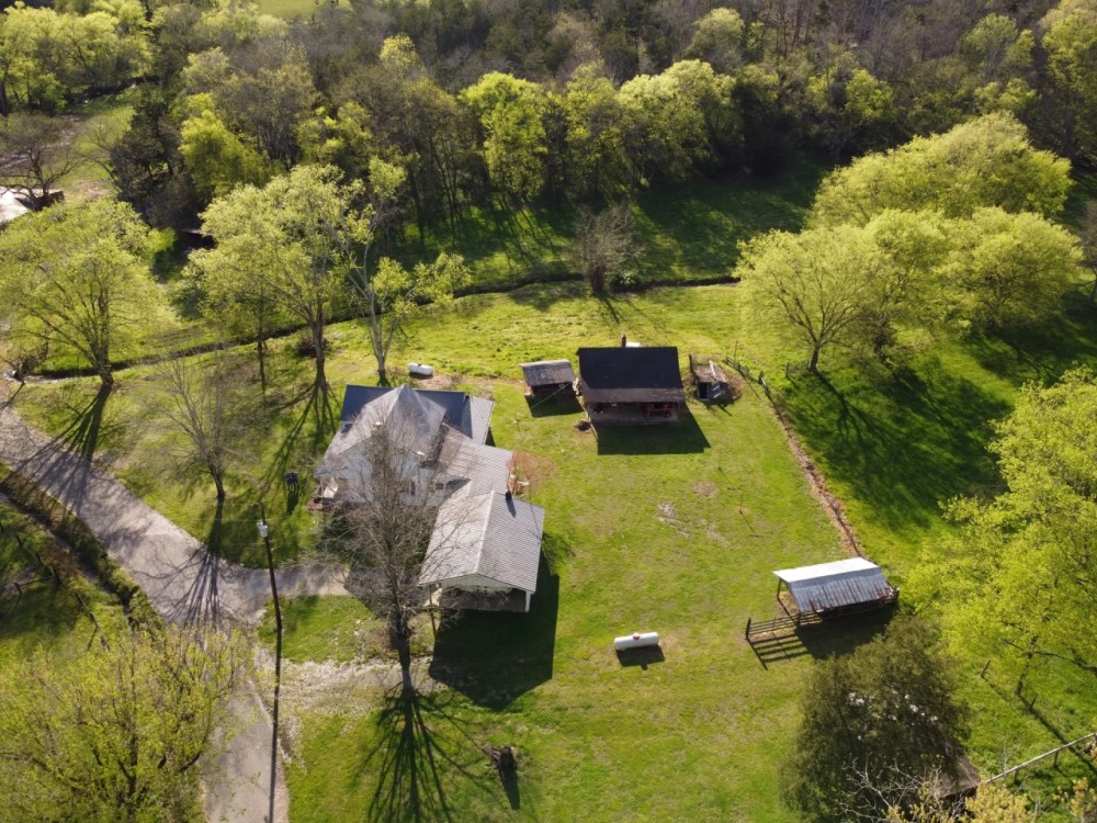 16 Acres with a Home in Moore County TN featured image