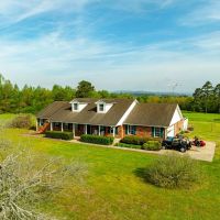 94 - Acres 3 Bedroom Brick Home Creek Excellent Hunting Cleveland Arkansas images 2