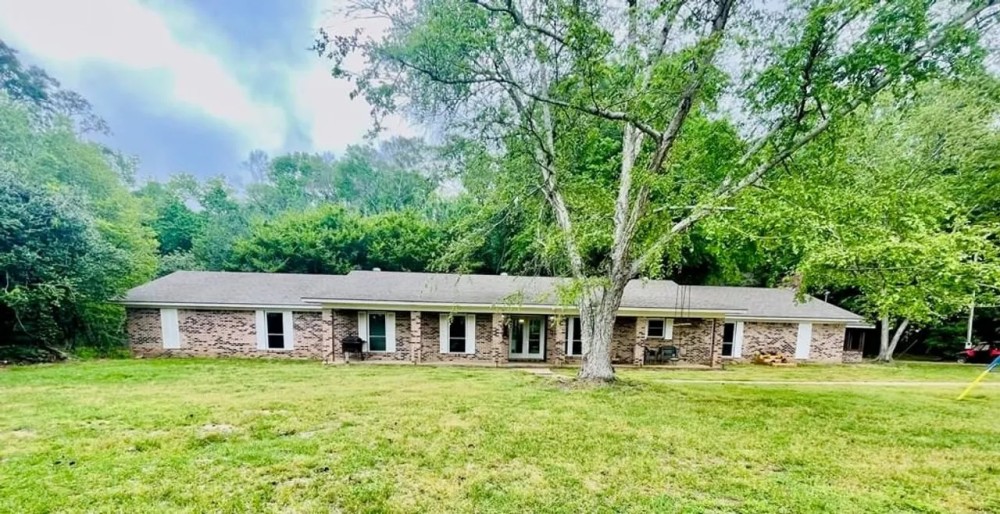 Large Brick Home on 7.5 Acres for Sale in Lawrence County featured image