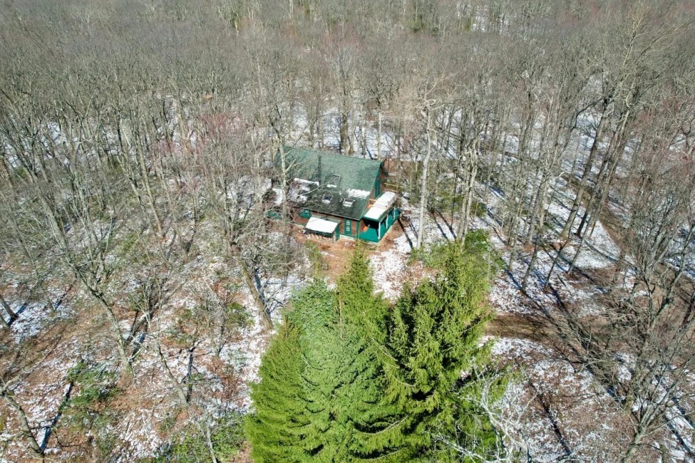 Somerset County s Off Grid Mountain Retreat featured image