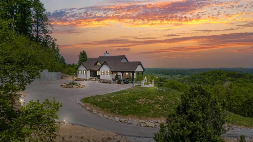 Custom Hilltop Beauty On 129.95 Acres With Views As Far As The Horizon Allows featured image