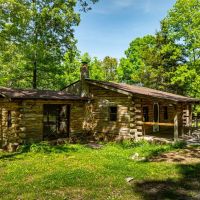 Rustic Log Cabin on 5 - Acres Pond Shop Ozark Living Locust Grove Arkansas images 3