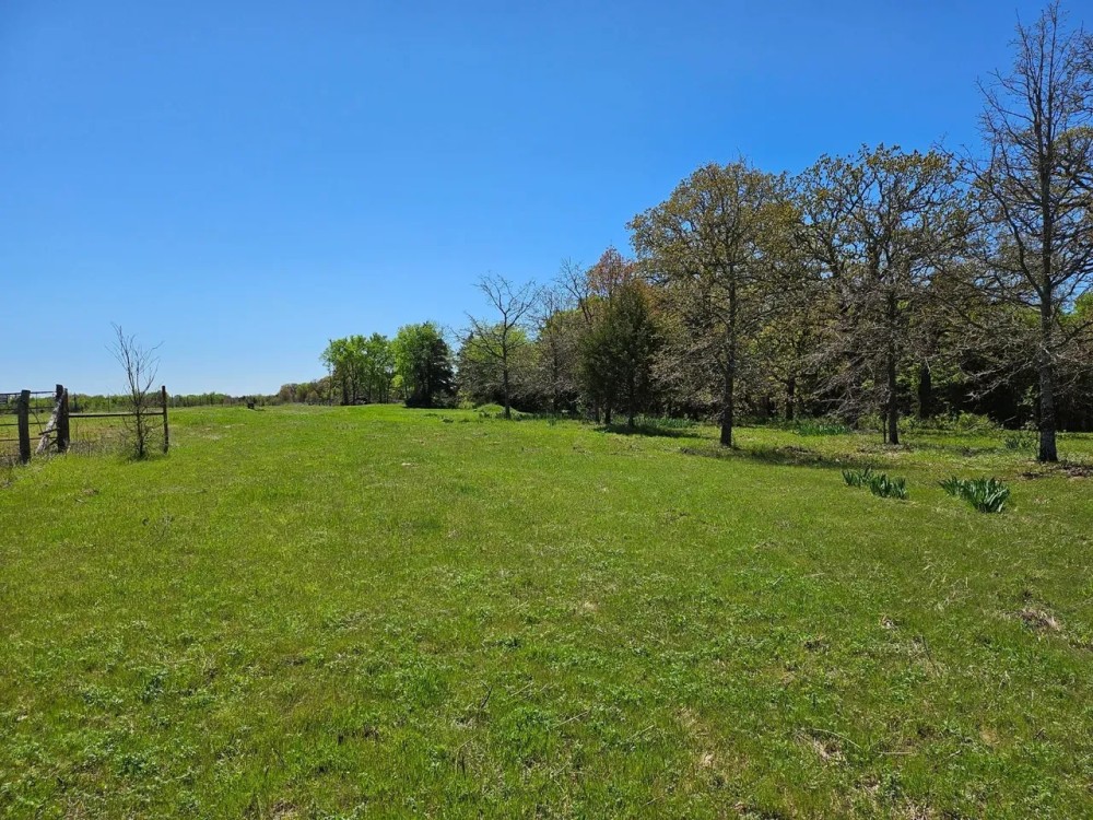 PRICE REDUCED 430 ACRES OF DUAL RANCH AND HUNTING featured image