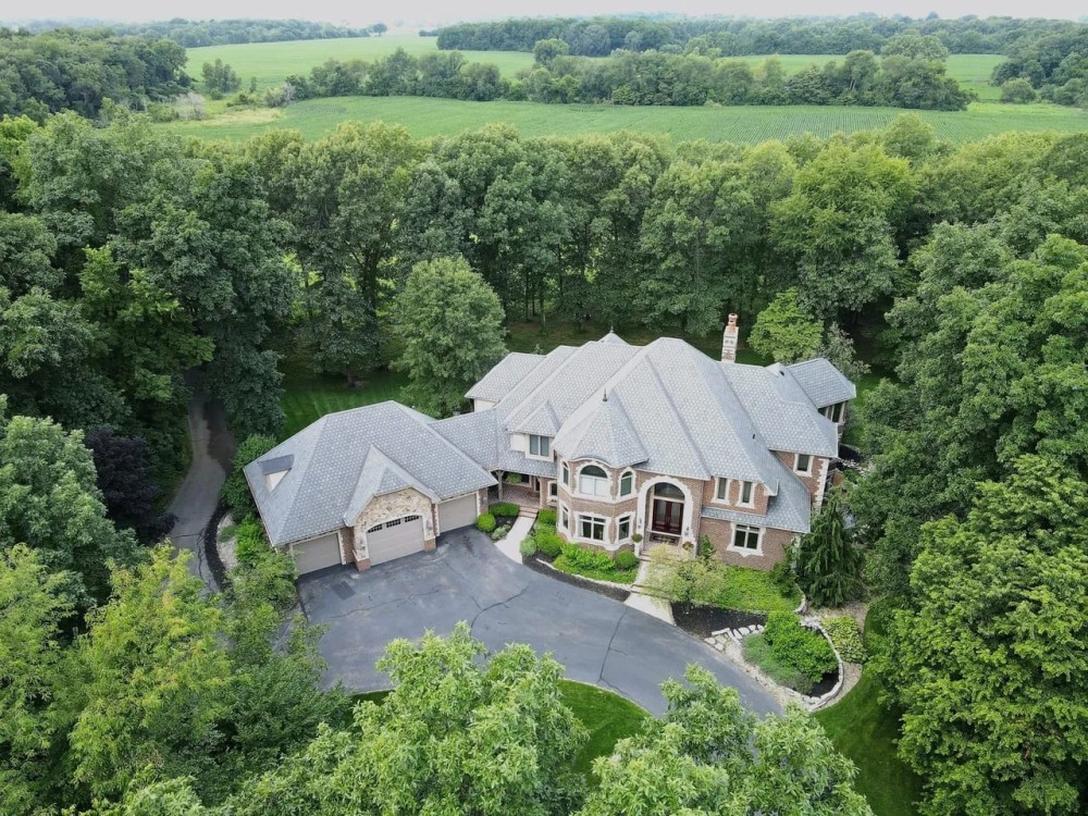 26201 Madison Rd North Liberty IN 46530 20 - acres 8 687 Sq Ft 7 Beds 4.5 Bath Pool House Pool Pond Land for Sale featured image
