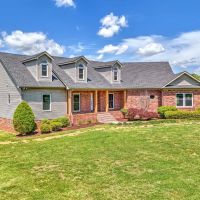 80-Acre Farm Luxury Home in Pulaski Tennessee for Sale images 2