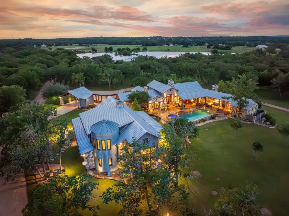 2430 Guenther Rd. in La Grange featured image