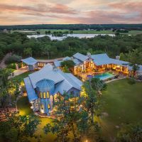 2430 Guenther Rd. in La Grange