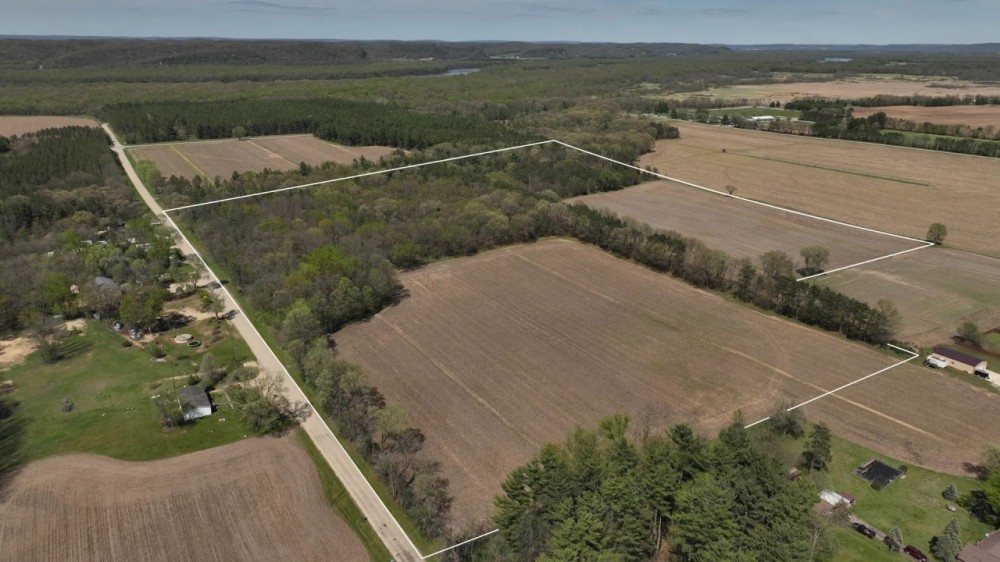 Prime Real Estate for Sale in Iowa County Wisconsin featured image