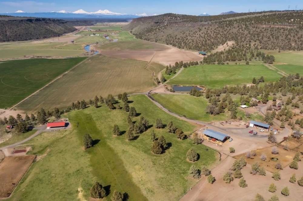 8790 NW Campbell Ranch Road featured image