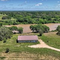 - 20 acres Colorado River Barndominium La Grange TX Fayette County images 2